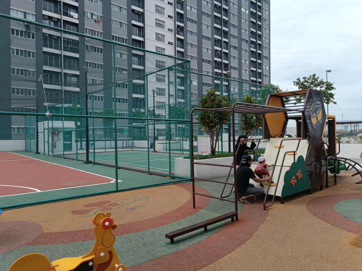 Aisy Homestay Putrajaya Cyberjaya Klia Kampung Dengkil Exterior foto