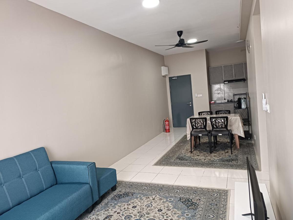 Aisy Homestay Putrajaya Cyberjaya Klia Kampung Dengkil Exterior foto
