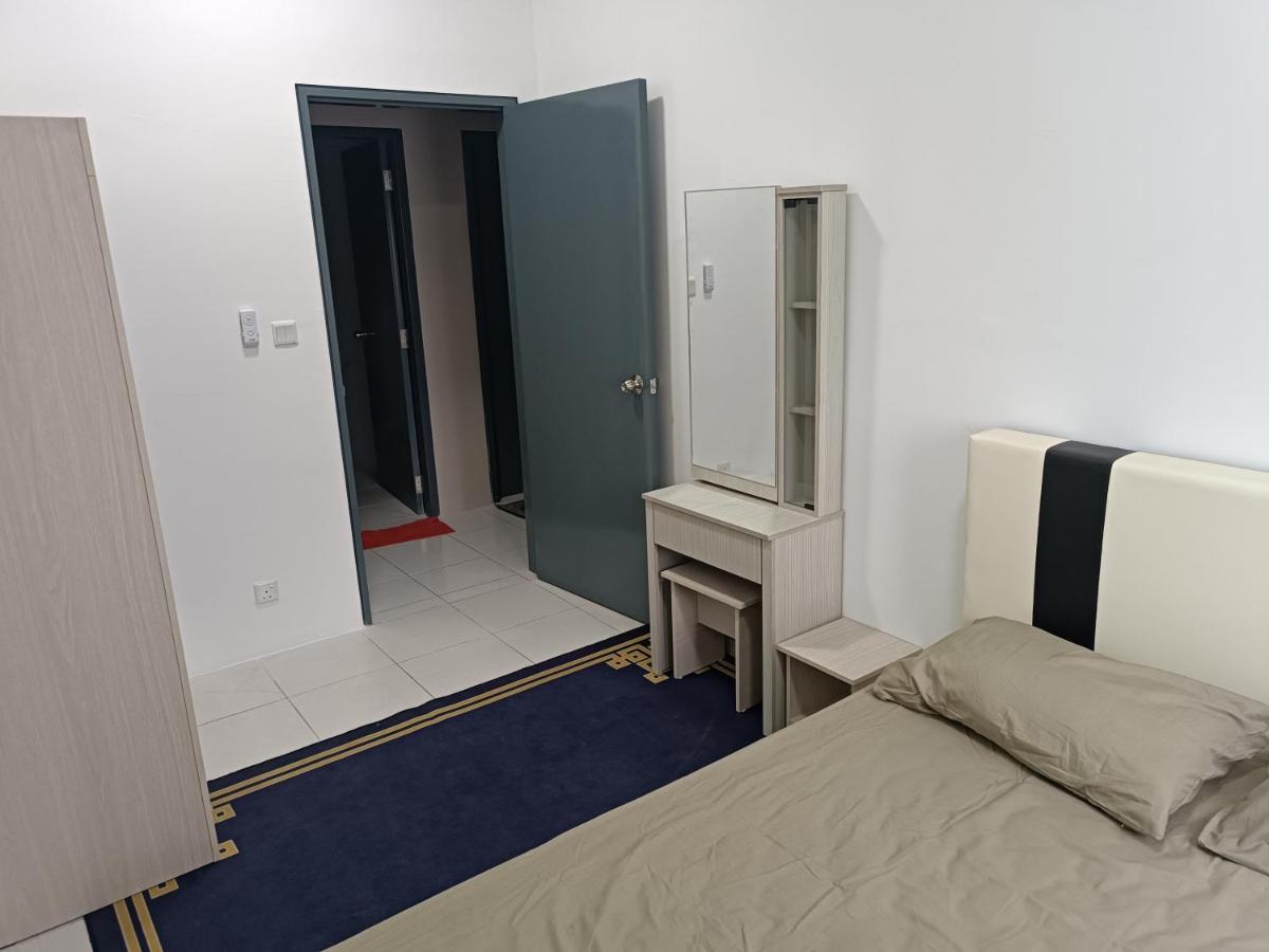 Aisy Homestay Putrajaya Cyberjaya Klia Kampung Dengkil Exterior foto